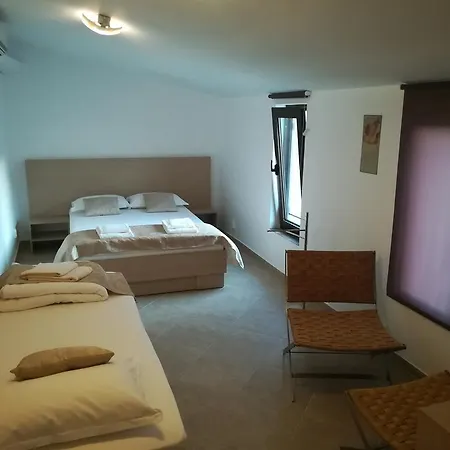 Qso Năvodari